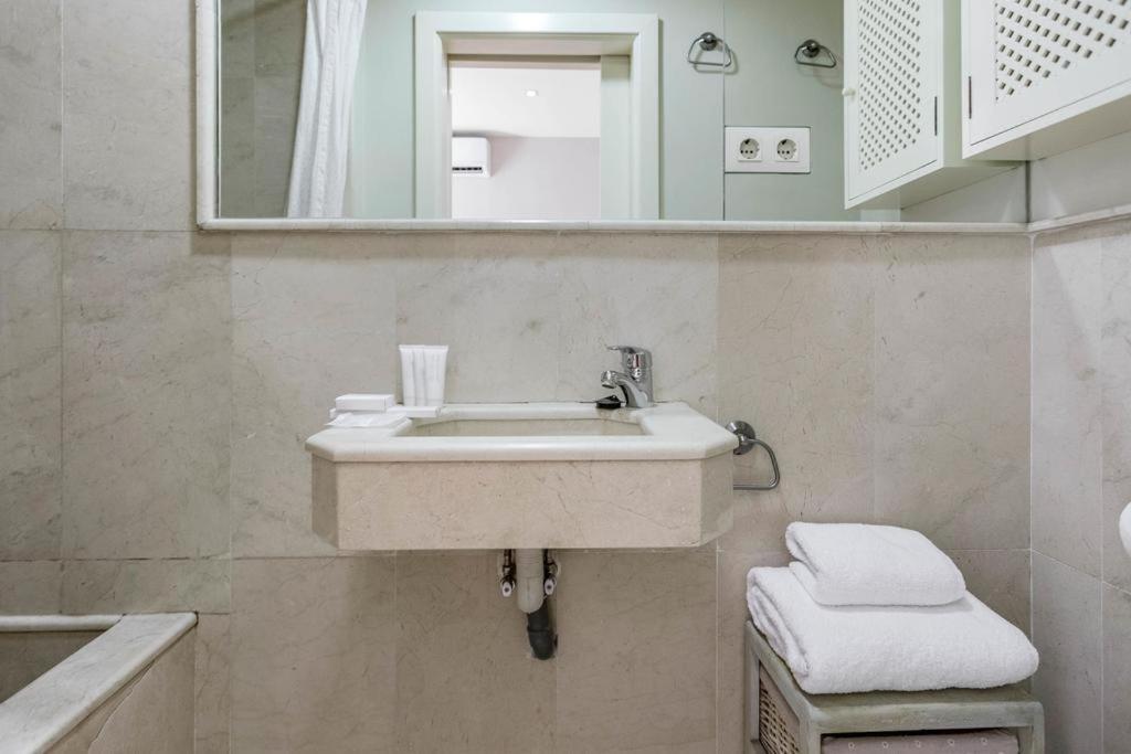 Willa Fam Sevillian Townhouse Sewilla Zewnętrze zdjęcie